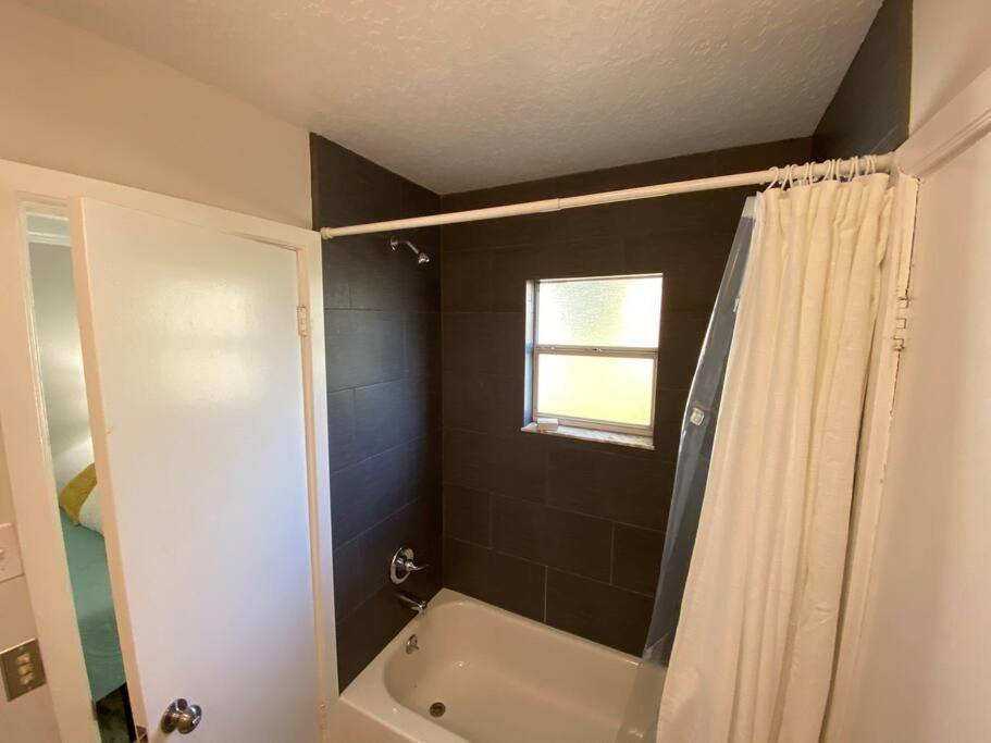 Rock Ridge I. Private And Close To Everything. Hébergement de vacances